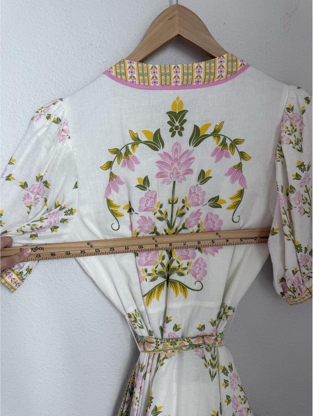 Floral Tie-Waist Short Dress in White and Pink - Picture 7 of 9